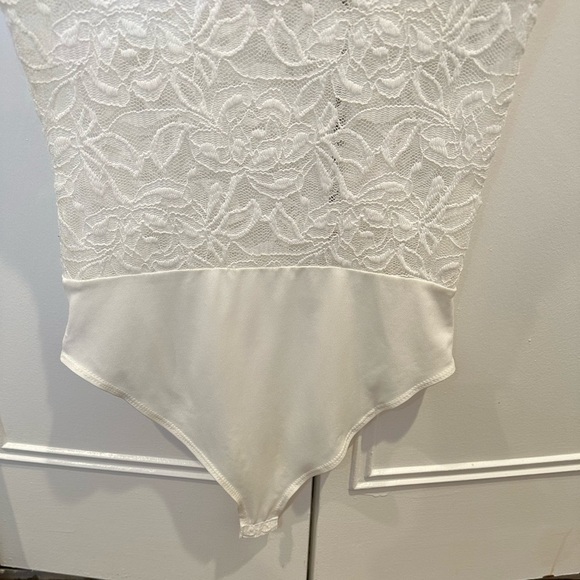 Design Lab by Lord and Taylor Lace Bodysuit - Picture 5 of 6